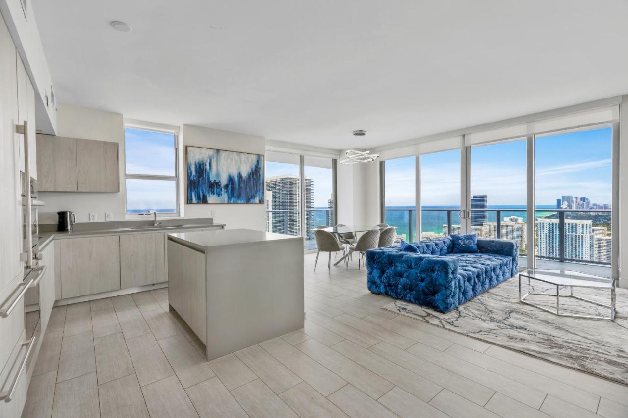 הוליווד Hyde Beach House - Millionaire 2 Bd 2 Ba Apt, Direct Ocean View, 5 Min Walk To Ocean מראה חיצוני תמונה