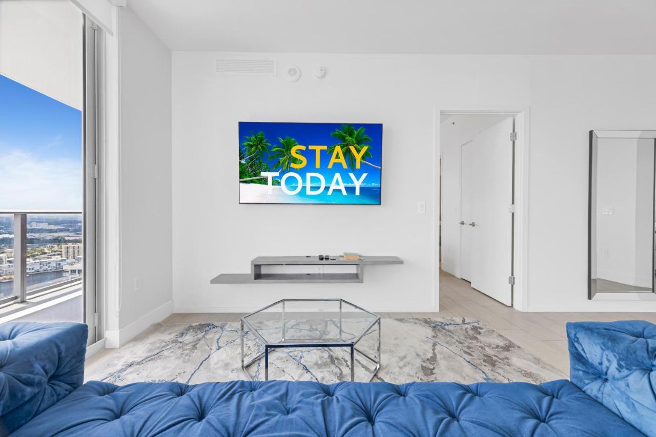 הוליווד Hyde Beach House - Millionaire 2 Bd 2 Ba Apt, Direct Ocean View, 5 Min Walk To Ocean מראה חיצוני תמונה
