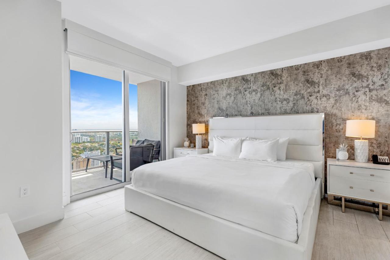 הוליווד Hyde Beach House - Millionaire 2 Bd 2 Ba Apt, Direct Ocean View, 5 Min Walk To Ocean מראה חיצוני תמונה