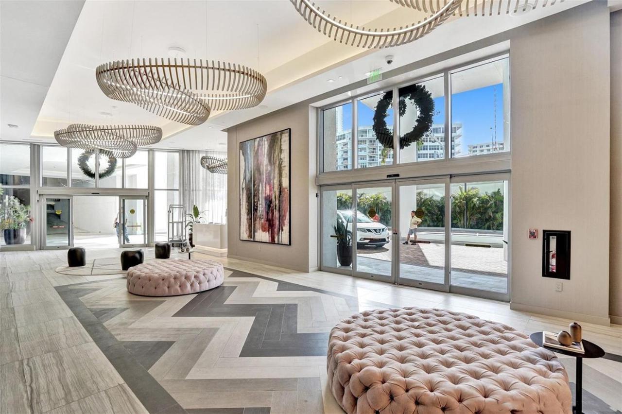 הוליווד Hyde Beach House - Millionaire 2 Bd 2 Ba Apt, Direct Ocean View, 5 Min Walk To Ocean מראה חיצוני תמונה